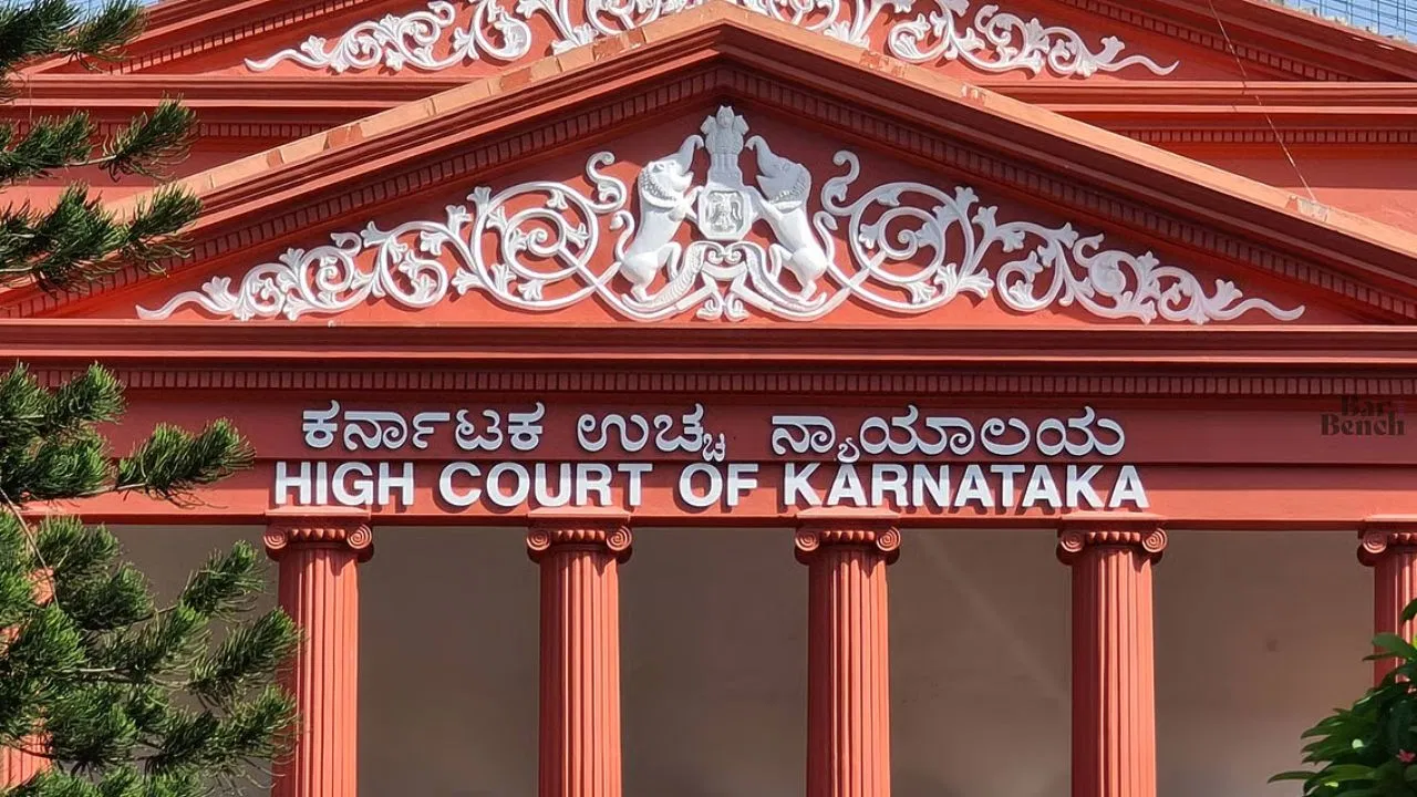 SSLC ತೃತೀಯ ಭಾಷೆಗೆ ಅಂಕದ ಬದಲಾಗಿ ಗ್ರೇಡ್​​ ಪ್ರಶ್ನಿಸಿ PIL: ಅರ್ಜಿದಾರರಿಗೆ 1 ಲಕ್ಷ ದಂಡ! ಬಿಗ್​​ ಶಾಕ್​​ ಕೊಟ್ಟ ಹೈಕೋರ್ಟ್​