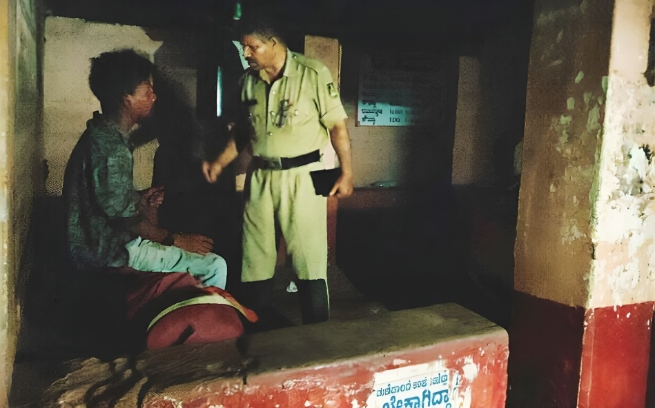 ಕೊಕ್ಕಡ- ಜೋಡುಮಾರ್ಗ ಬಸ್ ನಿಲ್ದಾಣದಲ್ಲಿ ಕುಡುಕರು-ಭಿಕ್ಷುಕರ ಹಾವಳಿಗೆ ಕಡಿವಾಣ