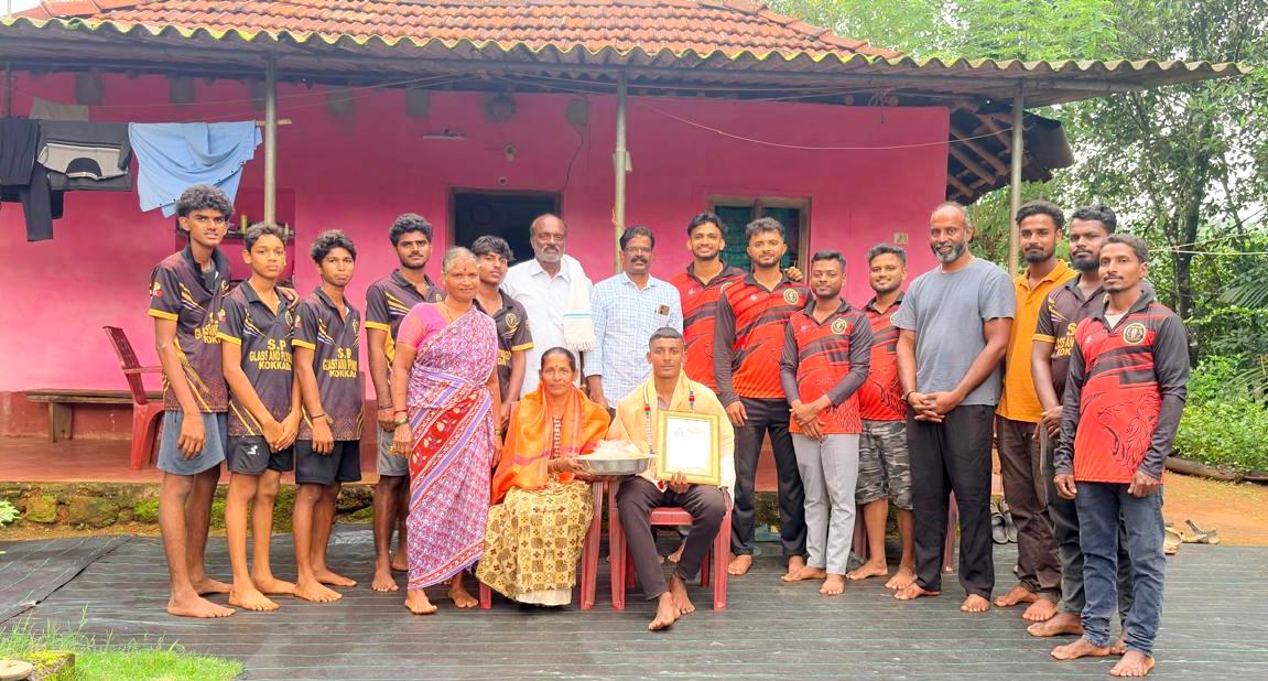 ಕೊಕ್ಕಡ: ಅಗ್ನಿವೀರ್ಗೆ ಆಯ್ಕೆಯಾದ ಭರತ್ಗೆ ಕಪಿಲ ಕೇಸರಿ ಯುವಕ ಮಂಡಲದಿಂದ ಸನ್ಮಾನ