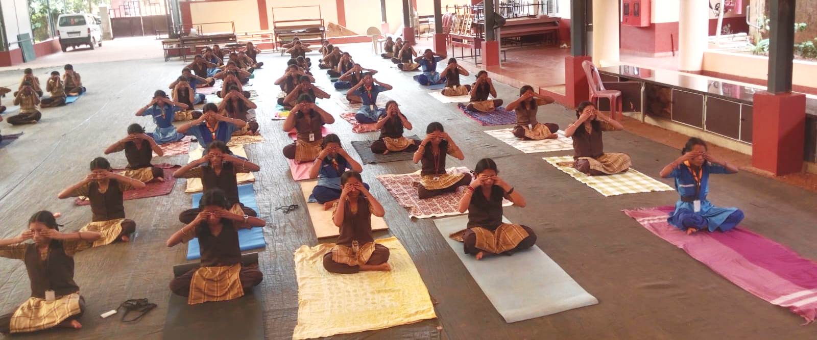 ಉಪ್ಪಿನಂಗಡಿ: ಇಂದ್ರಪ್ರಸ್ಥ ವಿದ್ಯಾಲಯದಲ್ಲಿ ವಿಶ್ವ ಯೋಗ ದಿನಾಚರಣೆ