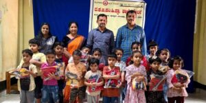 ಇಚ್ಲಂಪಾಡಿ: ನೇರ್ಲ ಶಾಲಾ ಎಲ್‌ಕೆಜಿ, ಯುಕೆಜಿ ಮಕ್ಕಳಿಗೆ ಸಮವಸ್ತ್ರ ಕೊಡುಗೆ