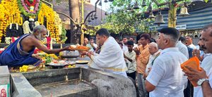 ಸೌತಡ್ಕ: ಶ್ರೀ ಮಹಾಗಣಪತಿ ಕ್ಷೇತ್ರಕ್ಕೆ ಸಂಸದ ಬ್ರಿಜೇಶ್ ಚೌಟ, ಶಾಸಕ ಹರೀಶ್ ಪೂಂಜ ಭೇಟಿ