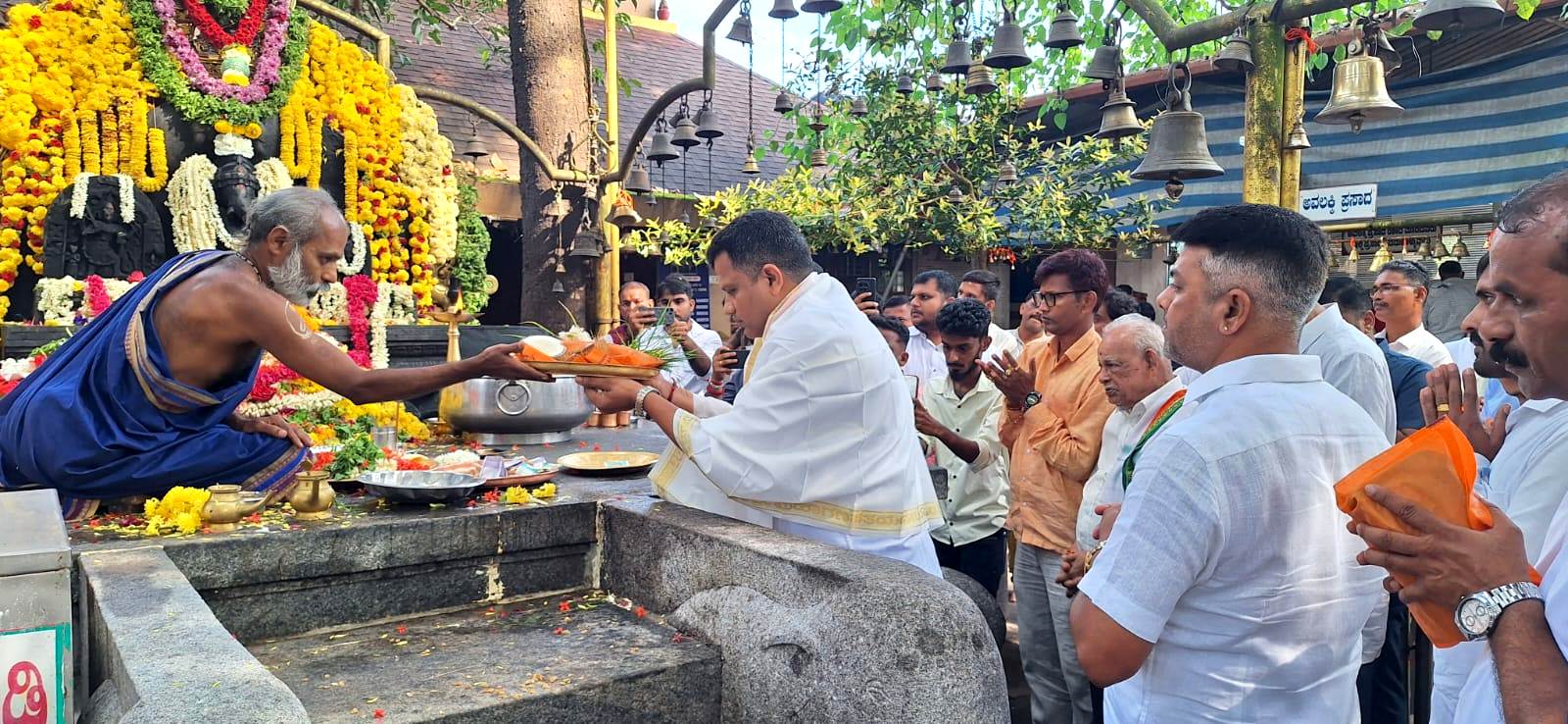 ಸೌತಡ್ಕ: ಶ್ರೀ ಮಹಾಗಣಪತಿ ಕ್ಷೇತ್ರಕ್ಕೆ ಸಂಸದ ಬ್ರಿಜೇಶ್ ಚೌಟ, ಶಾಸಕ ಹರೀಶ್ ಪೂಂಜ ಭೇಟಿ
