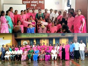 ನೆಲ್ಯಾಡಿ: ಪ್ರಾಥಮಿಕ ಆರೋಗ್ಯ ಕೇಂದ್ರದ ಇಬ್ಬರು ಸಿಬ್ಬಂದಿಗೆ ಮುಂಬಡ್ತಿ, ವರ್ಗಾವಣೆ