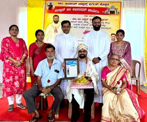 ಕೊಕ್ಕಡ: ಸಂತ ಜೋನ್ ಬ್ಯಾಪ್ಟಿಸ್ಟ್ ದೇವಾಲಯದಲ್ಲಿ ನೂತನ ಯಾಜಕ, ಡಾಕ್ಟರೇಟ್ ಪದವೀಧರರಿಗೆ ಸನ್ಮಾನ
