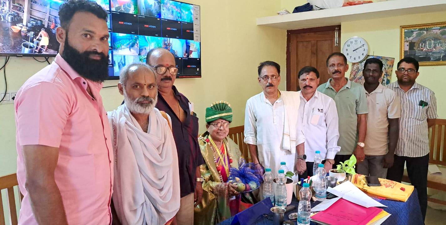 ಕೊಕ್ಕಡ: ಕೆಂಪೇಗೌಡ ಪ್ರಶಸ್ತಿ ಪುರಸ್ಕೃತ ಲೋಕೇಶ್ವರಿ ವಿನಯಚಂದ್ರರಿಗೆ ಸೌತಡ್ಕ ಕ್ಷೇತ್ರದಲ್ಲಿ ಅಭಿನಂದನೆ