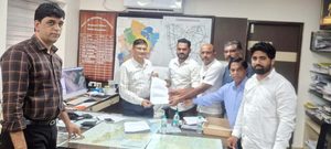 ನೆಲ್ಯಾಡಿ: ವಿದ್ಯಾನಗರದಲ್ಲಿ ಯು-ಟರ್ನ್ ನಿರ್ಮಾಣಕ್ಕೆ ಆಗ್ರಹ: ರಾಷ್ಟ್ರೀಯ ಹೆದ್ದಾರಿ ಪ್ರಾದೇಶಿಕ ಅಧಿಕಾರಿಯನ್ನು ಭೇಟಿಯಾದ ಹೋರಾಟ ಸಮಿತಿ